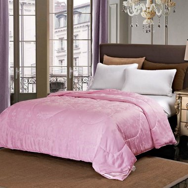 Одеяло Аэлита 200х210 розового цвета