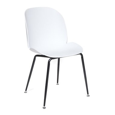 Комплект из четырех стульев Beetle белого цвета 