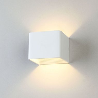 Настенный светодиодный светильник Corudo Led белого цвета