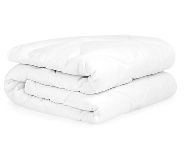 Одеяло полутороспальное Seine 140-205 белого цвета