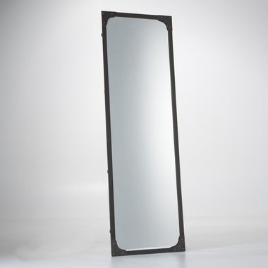 Настенное зеркало Lenaig в металлической раме 