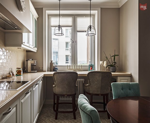 Фотография: Кухня и столовая в стиле Классический, Декор интерьера, Подоконник – фото на INMYROOM