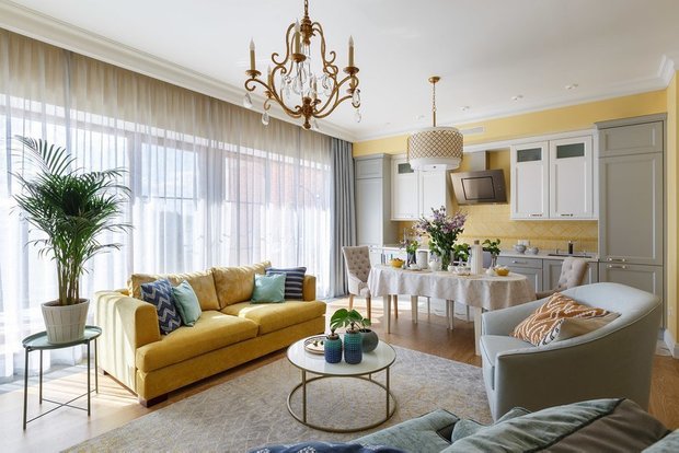 Желтый диван в интерьере: 15 обалденных гостиных