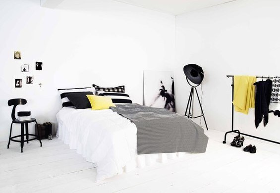 Фотография: Спальня в стиле Минимализм, Лофт, Индустрия, Люди, Греция – фото на INMYROOM