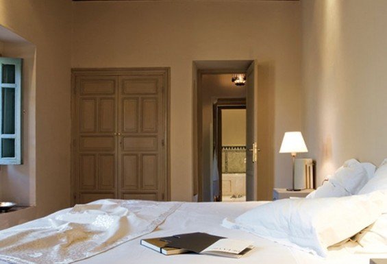 Фотография: Спальня в стиле Современный, Дома и квартиры, Городские места – фото на INMYROOM