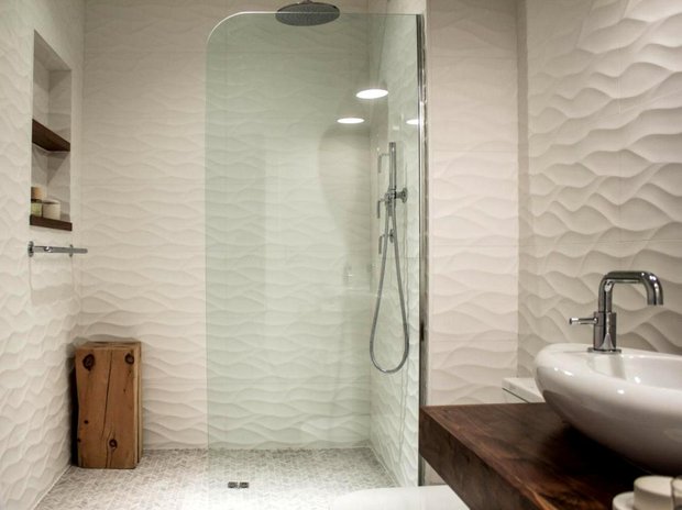 Фотография:  в стиле , Ванная, Советы, тренды в дизайне ванной комнаты 2015 – фото на INMYROOM