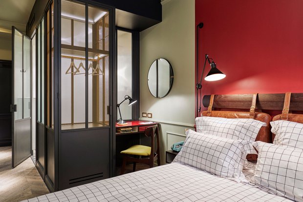 Фотография: Спальня в стиле Современный, Декор интерьера, Париж, Жан Луи Денио, Ора Ито – фото на INMYROOM