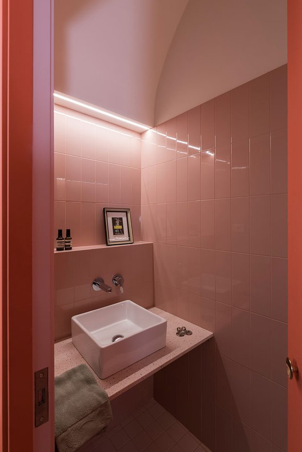 Фотография: Ванная в стиле Минимализм, Декор интерьера, Квартира, Испания, Барселона, 3 комнаты, 60-90 метров – фото на INMYROOM
