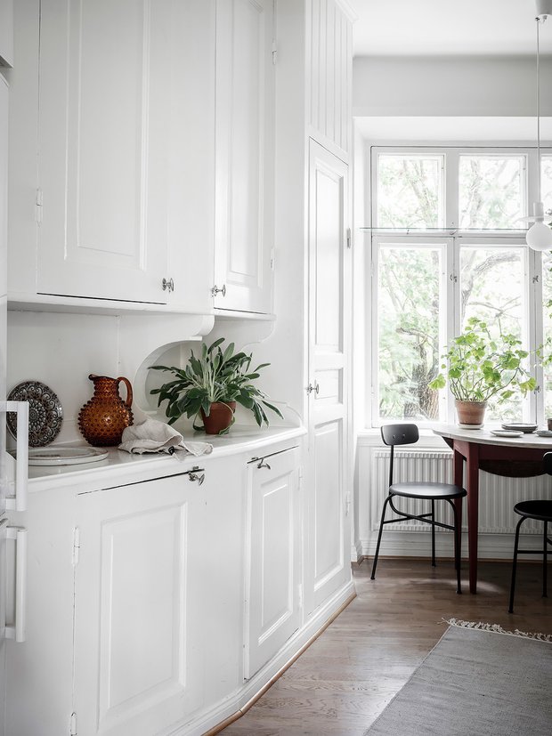 Фотография: Кухня и столовая в стиле Скандинавский, Современный, Декор интерьера, Белый, Серый – фото на INMYROOM