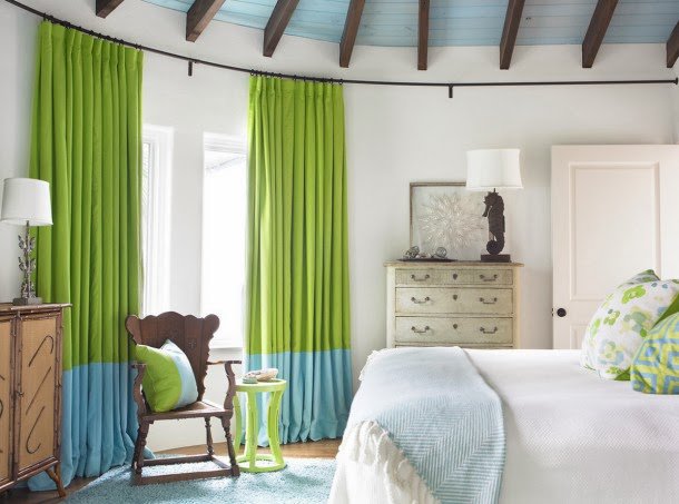 Фотография: Спальня в стиле Прованс и Кантри, Декор интерьера, Текстиль, Шторы – фото на INMYROOM