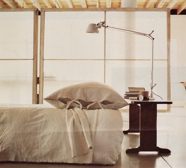 Фотография: Спальня в стиле Современный, Декор интерьера, Мебель и свет, Перегородки – фото на INMYROOM