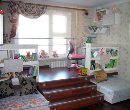 Фотография:  в стиле , Детская, Советы, Metro, домашний офис для ребенка – фото на INMYROOM