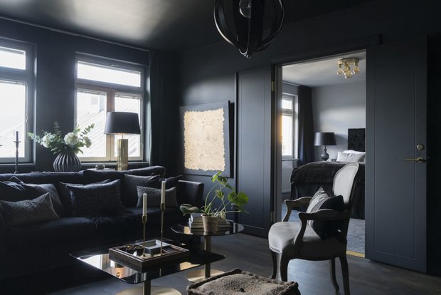 Фотография: Гостиная в стиле Современный, Декор интерьера, Квартира, Швеция, Черный, 2 комнаты – фото на INMYROOM