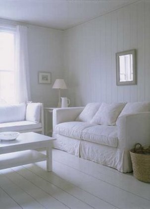 Фотография: Гостиная в стиле Скандинавский, Декор интерьера, DIY, Цвет в интерьере, Стиль жизни, Советы, Белый, Зеркала – фото на INMYROOM