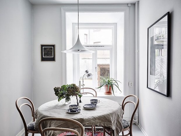 Фотография: Кухня и столовая в стиле Скандинавский, Декор интерьера, Квартира, Гетеборг – фото на INMYROOM