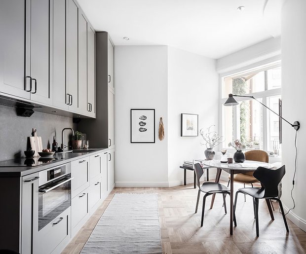 Фотография: Кухня и столовая в стиле Скандинавский, Малогабаритная квартира, Квартира, Студия, Швеция, до 40 метров – фото на INMYROOM