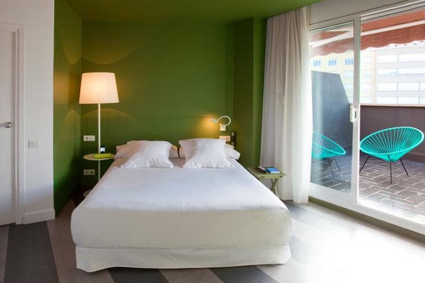 Фотография: Спальня в стиле Современный, Дома и квартиры, Городские места – фото на INMYROOM