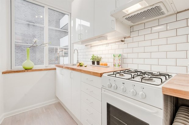 Фотография: Кухня и столовая в стиле Скандинавский, Малогабаритная квартира, Квартира, Дома и квартиры, Стокгольм – фото на INMYROOM