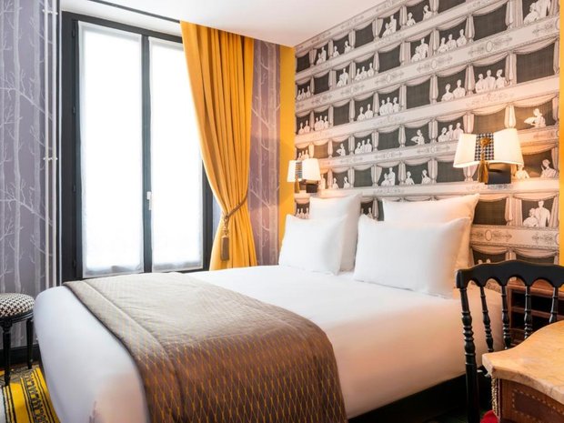 Фотография: Спальня в стиле Современный, Декор интерьера, Париж, Жан Луи Денио, Ора Ито – фото на INMYROOM