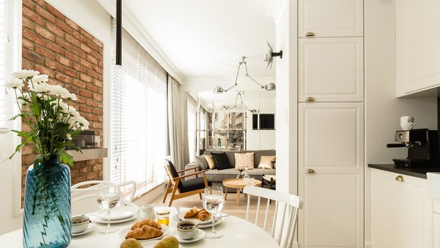 Фотография: Кухня и столовая в стиле Скандинавский, Декор интерьера, 2 комнаты, до 40 метров, 40-60 метров – фото на INMYROOM