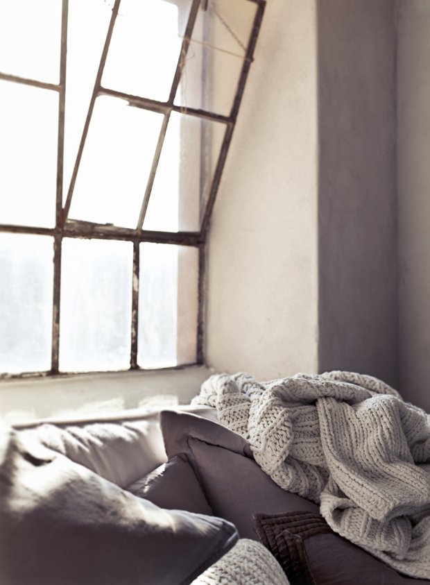 Фотография: Спальня в стиле Скандинавский, Декор интерьера, Текстиль – фото на INMYROOM