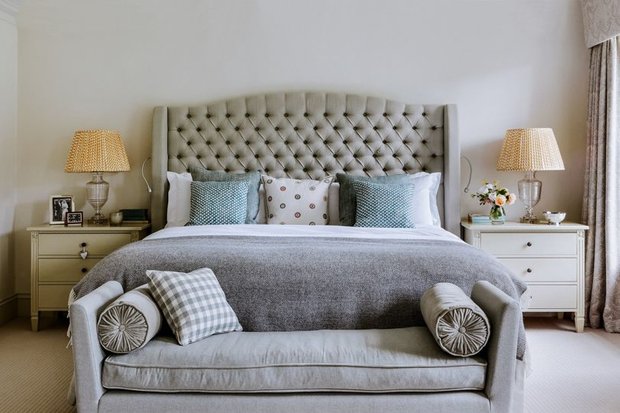 Фотография: Спальня в стиле Прованс и Кантри, Декор интерьера, Дом, Великобритания – фото на INMYROOM