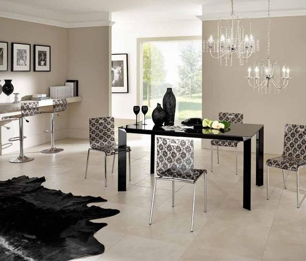 Фотография: Кухня и столовая в стиле Классический, Современный, Декор интерьера, Мебель и свет, Журнальный столик – фото на INMYROOM