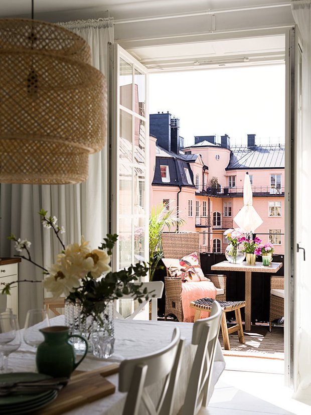 Фотография: Балкон в стиле Скандинавский, Прованс и Кантри, Декор интерьера, Квартира, Швеция, Стокгольм, 3 комнаты – фото на INMYROOM