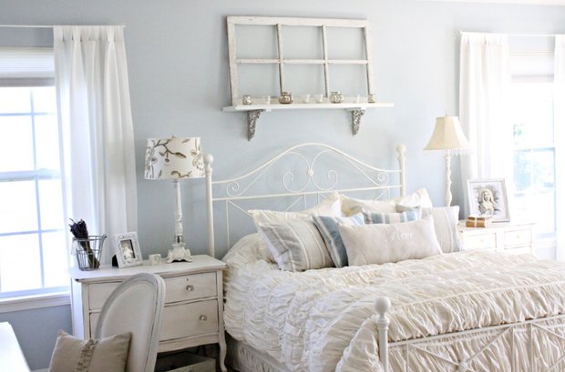 Фотография: Спальня в стиле Скандинавский, Декор интерьера, Дизайн интерьера, Цвет в интерьере, Белый – фото на INMYROOM