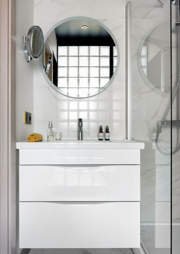 Фотография: Ванная в стиле Современный, Малогабаритная квартира – фото на INMYROOM