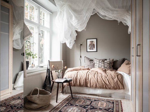 Фотография: Спальня в стиле Скандинавский, Современный, Декор интерьера, Белый, Серый – фото на INMYROOM