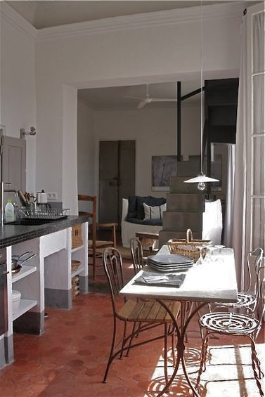 Фотография: Кухня и столовая в стиле Лофт, Дом, Интерьер комнат – фото на INMYROOM