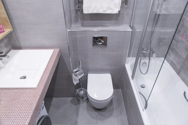 Фотография: Ванная в стиле Современный, Советы, сантехника для ванной комнаты, дизайнерская сантехника, маленькая ванная, смеситель, AMPM – фото на INMYROOM