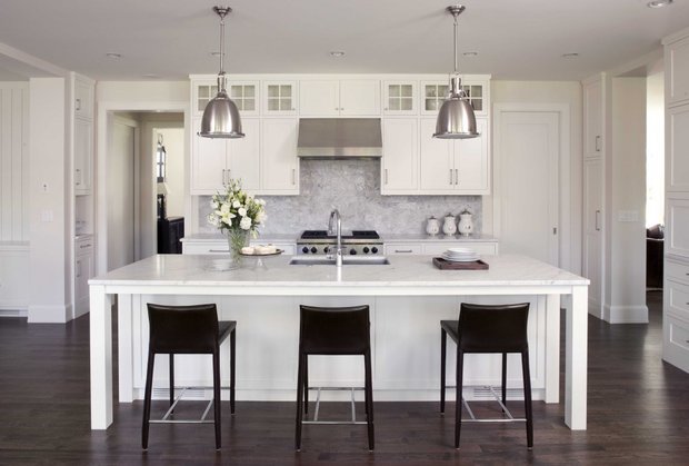 Фотография: Кухня и столовая в стиле Современный, Интерьер комнат, Барная стойка – фото на INMYROOM