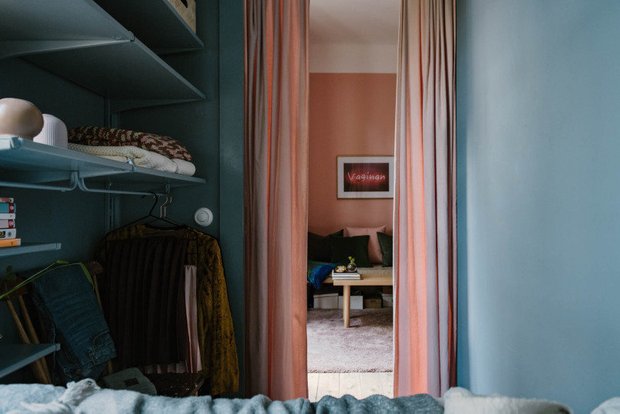 Фотография: Спальня в стиле Скандинавский, Малогабаритная квартира, Квартира, Швеция – фото на INMYROOM