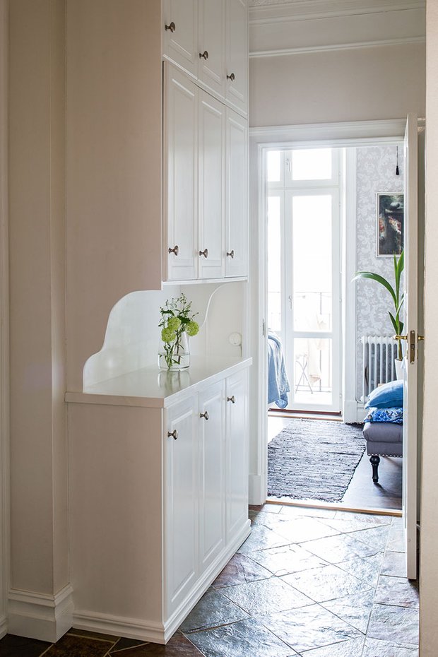 Фотография: Прихожая в стиле Скандинавский, Декор интерьера, Квартира, Швеция, 3 комнаты – фото на INMYROOM