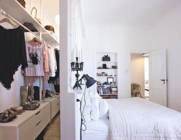 Фотография: Спальня в стиле Современный, Гардеробная, Малогабаритная квартира, Советы – фото на INMYROOM