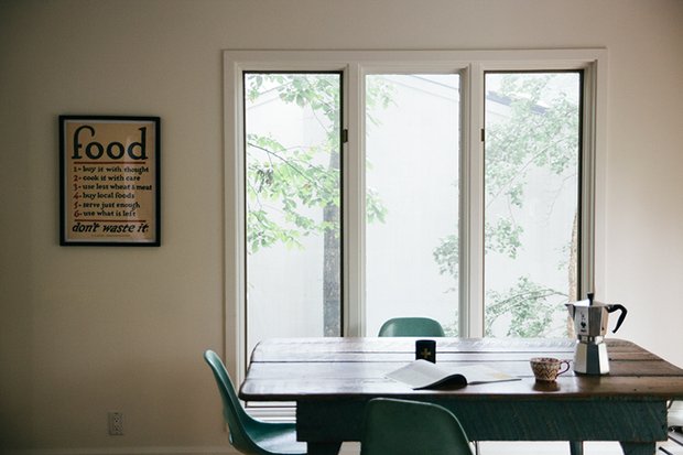 Фотография: Кухня и столовая в стиле Современный, Стиль жизни, Советы, Стол – фото на INMYROOM