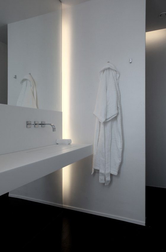 Фотография: Ванная в стиле Современный, Декор интерьера, Декор, Мебель и свет, освещение – фото на INMYROOM