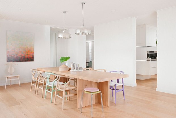 Фотография: Кухня и столовая в стиле Современный, Декор интерьера, Дизайн интерьера, Цвет в интерьере, Белый – фото на INMYROOM