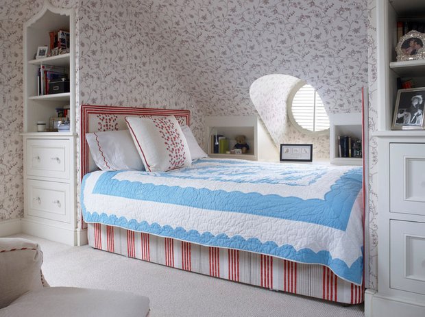 Фотография: Спальня в стиле Прованс и Кантри, Дом, Чердак, Мансарда – фото на INMYROOM