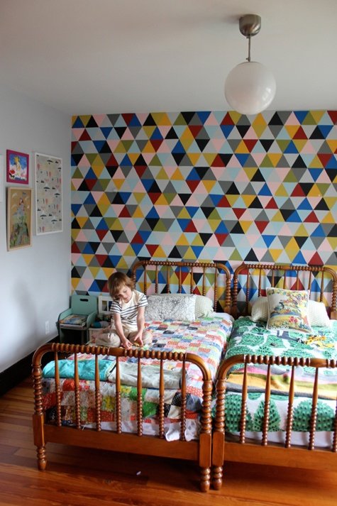 Фотография: Детская в стиле Современный, Интерьер комнат, Обои, Ремонт, Стены, Краска – фото на INMYROOM