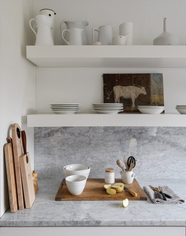 Фотография: Кухня и столовая в стиле Скандинавский, Декор интерьера, до и после – фото на INMYROOM