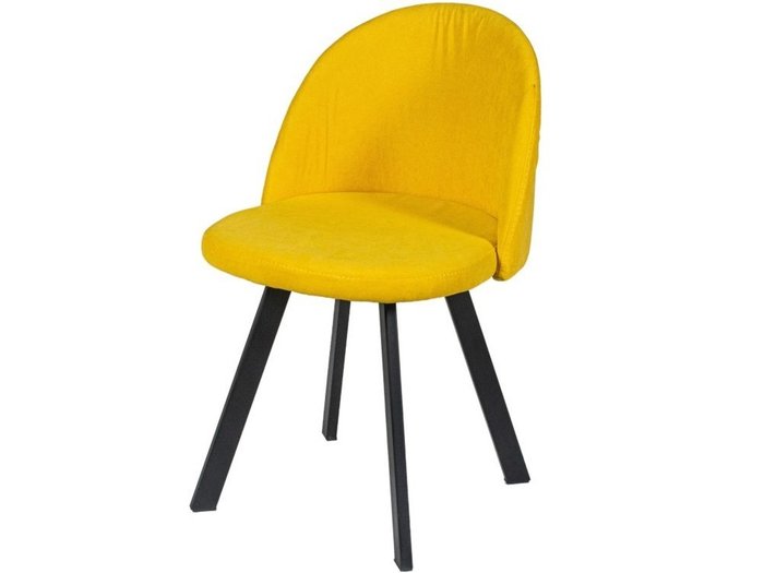 Обеденная группа из стола и четырех стульев желто-серого цвета