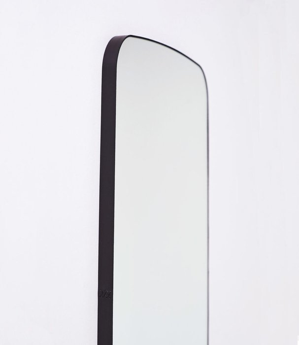 Настенное зеркало Hola 47х140 в ремне черного цвета