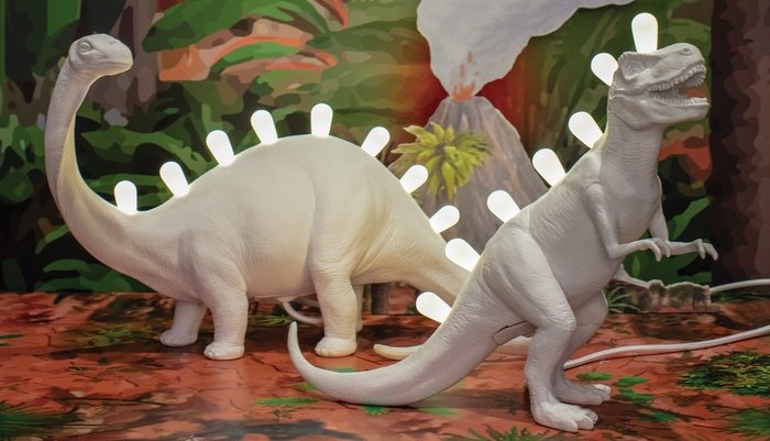 Настольная лампа Brontosaurus белого цвета