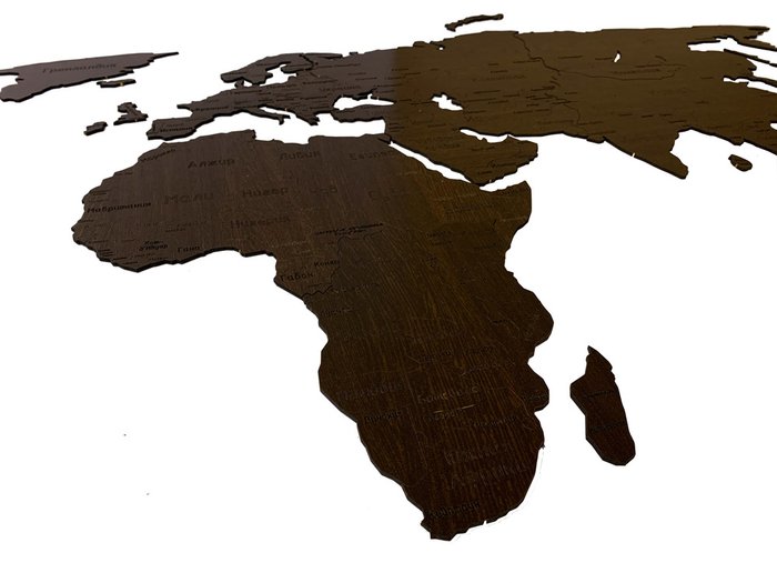 Деревянная карта мира Countries Rus с гравировкой цвета венге