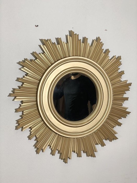 Настенное зеркало Estepona золотого цвета