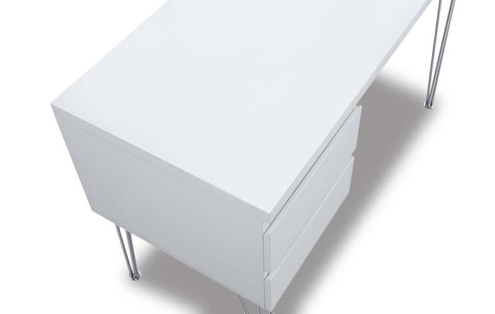 Стол письменный Novum белого цвета