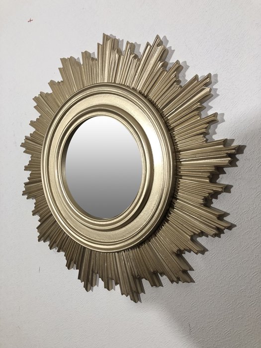 Настенное зеркало Estepona золотого цвета